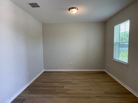 2nd image of 2561 Sky Stone Ct