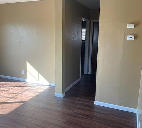 3rd image of 220 W K St #3