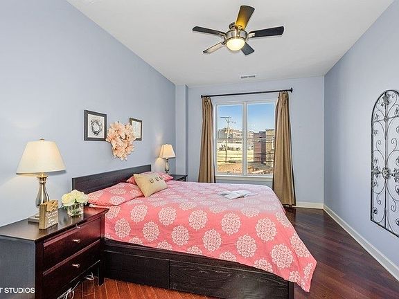 5th image of 2326 W Giddings St #201