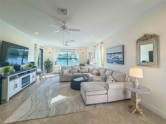 2nd image of 1458 Oceania DR S