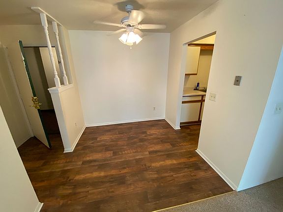 3rd image of 209 E Market St APT 211