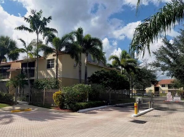 1281 SW 46th Ave APT 2502