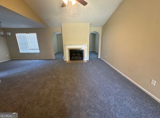 3235 Hunters Crossing Point, Lithonia, GA 30038