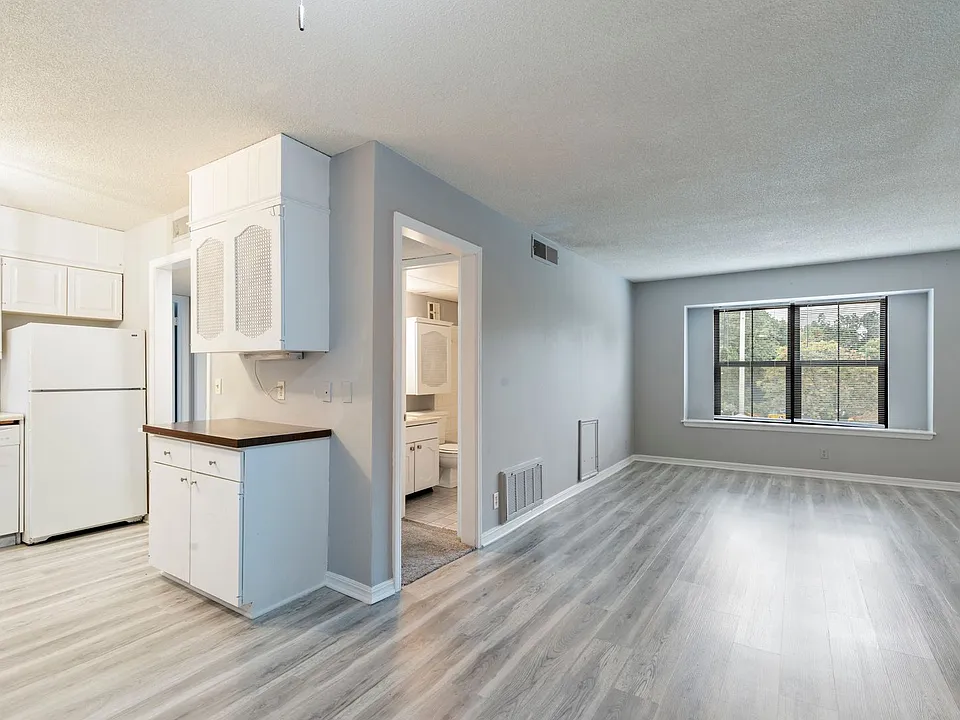 Woodward Park Apartments