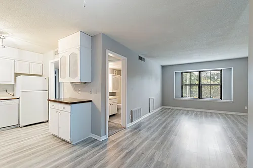 Floor plan 104