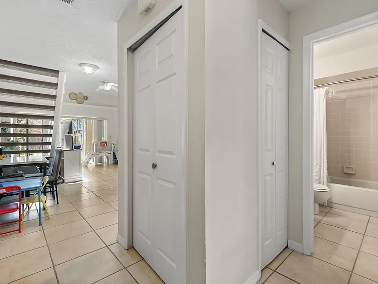 12250 Huntsman Ln — Photo 6