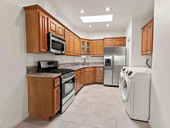 4th image of 3001 W Isle Way #B