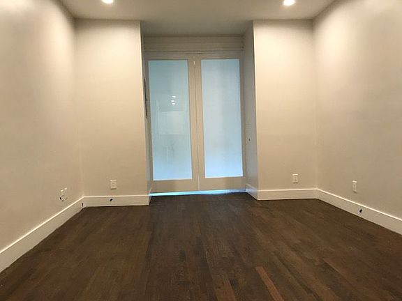 3rd image of 516 E 88th St APT 4B
