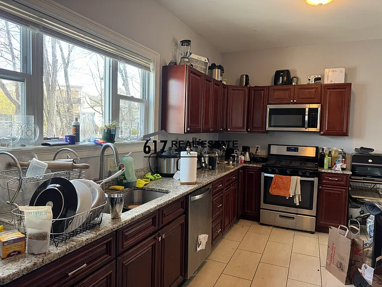 115 Franklin St — Photo 27