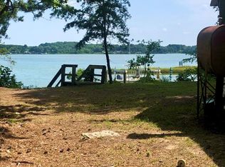 3392 Vaucluse Ln, Machipongo, VA 23405