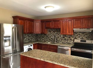 423 Madison Ave, Monroe Township, NJ 08831