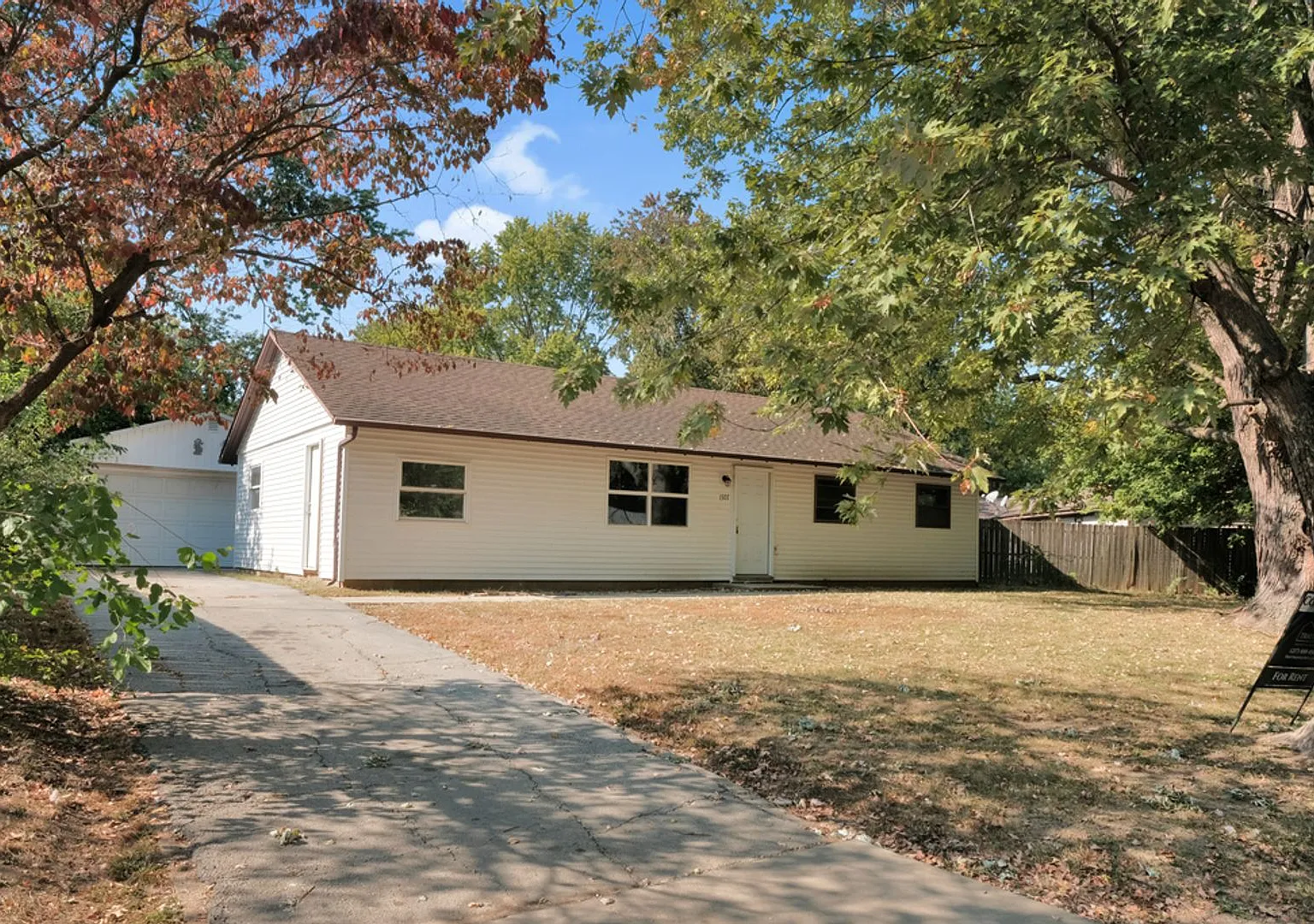 Charming & Updated Ranch Home with 2-Car Garage & Fenced Yard — Photo 2