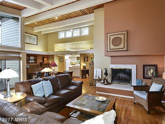 4th image of 6301 Occoquan Forest Dr