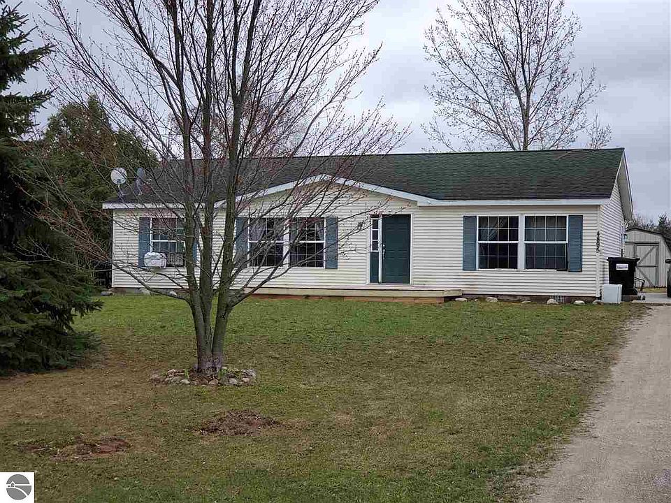 1st image of 4895 Flamingo Dr N