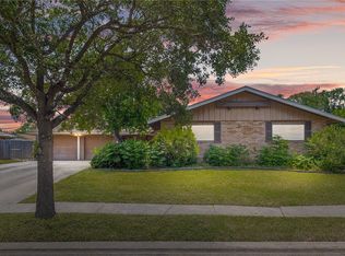 445 Pennington Dr, Corpus Christi, TX 78412