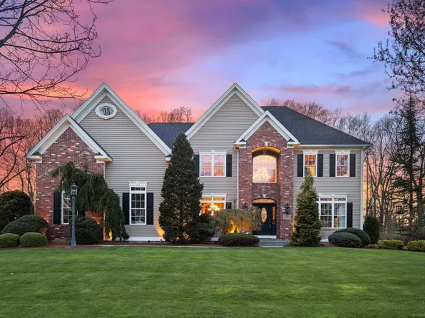 86 Joseph Lane, South Windsor, CT 06074