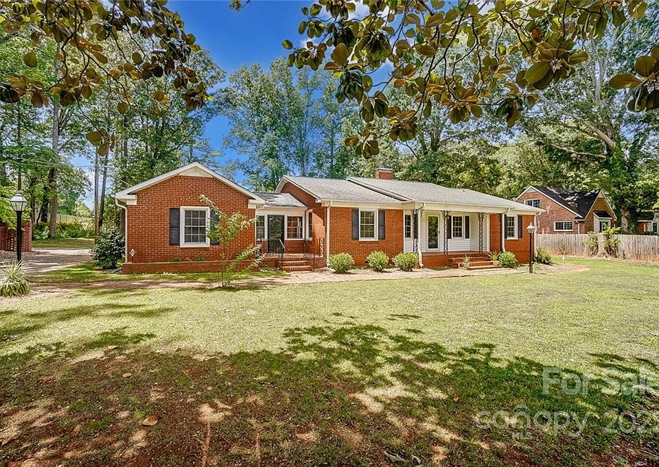 1010 S Main St, Mount Holly, NC 28120 Zillow