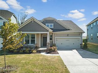 1037 Paddington Dr, Indian Trail, NC 28079