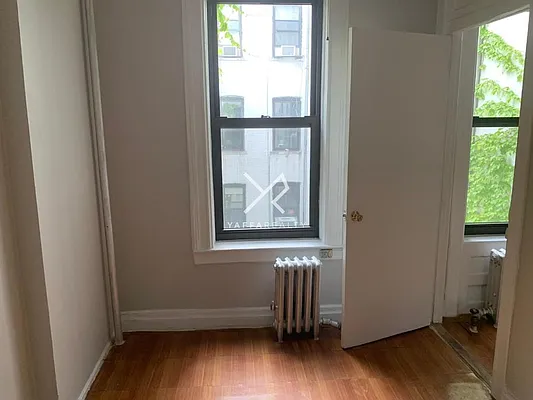 Rented by Yaffa Realty LLC | media 12