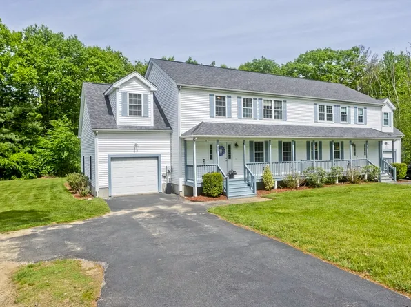 28 Sullivan Blvd #A, Oxford, MA 01540