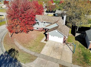 10214 W Prairie Woods St, Wichita, KS 67209