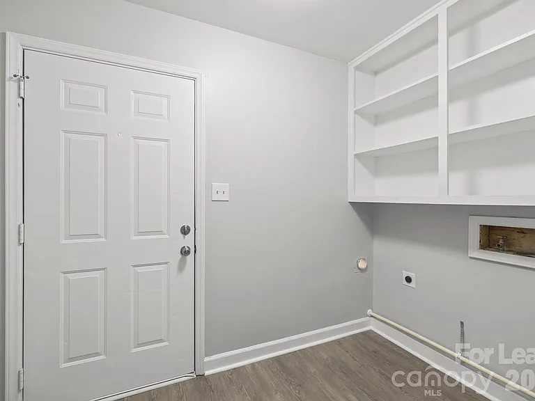 1853 Lakedell Dr — Photo 7