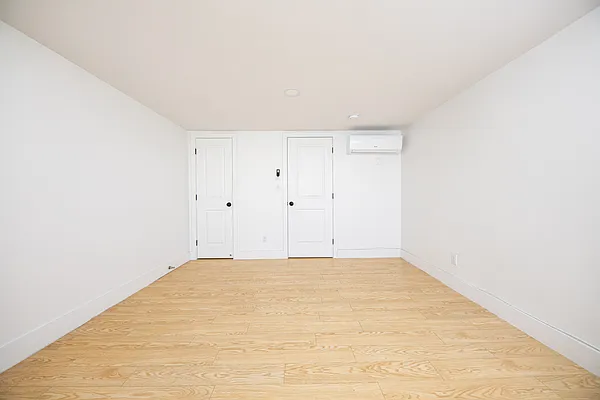 Rented by Oxford Property Group | media 20