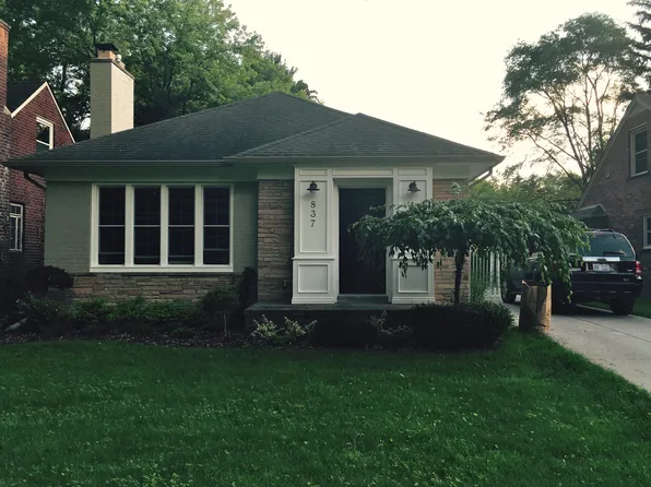 837 Washington Rd, Grosse Pointe, MI 48230