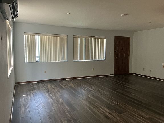 2nd image of 17200 Newhope St APT 221