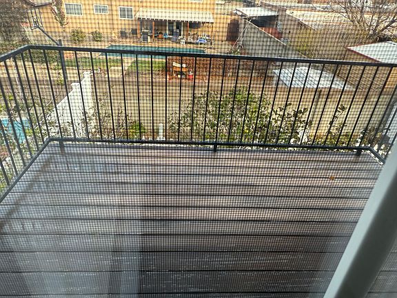 5th image of 8027 Brittany Ave NE