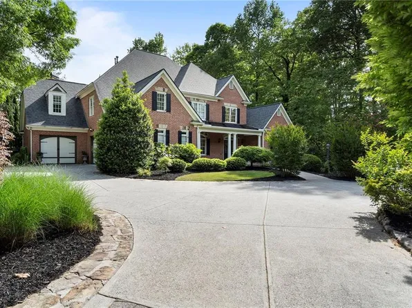 510 Grove Park Pl, Roswell, GA 30075