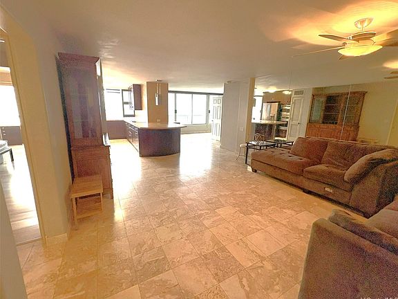 2nd image of 1212 Nuuanu Ave APT 3907