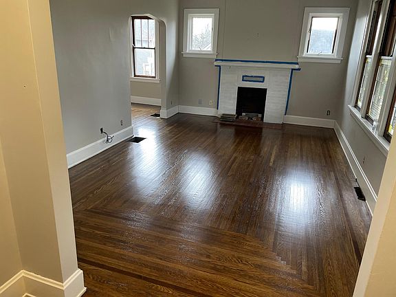 2nd image of 1614 Tuxworth Ave