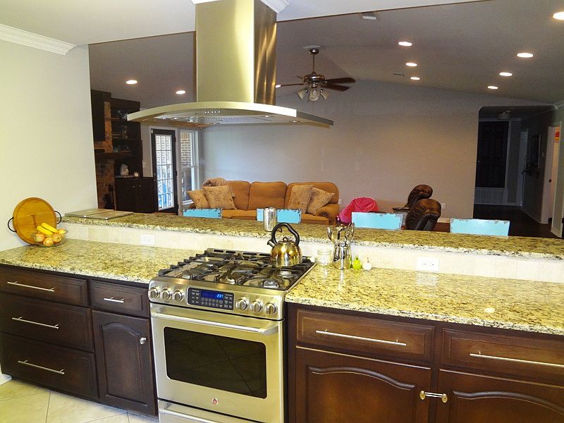 1st image of 742 Saint Maurice Ln
