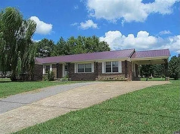513 Gaylord St, Dresden, TN 38225