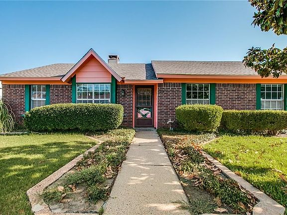 3rd image of 1213 High Valley Dr