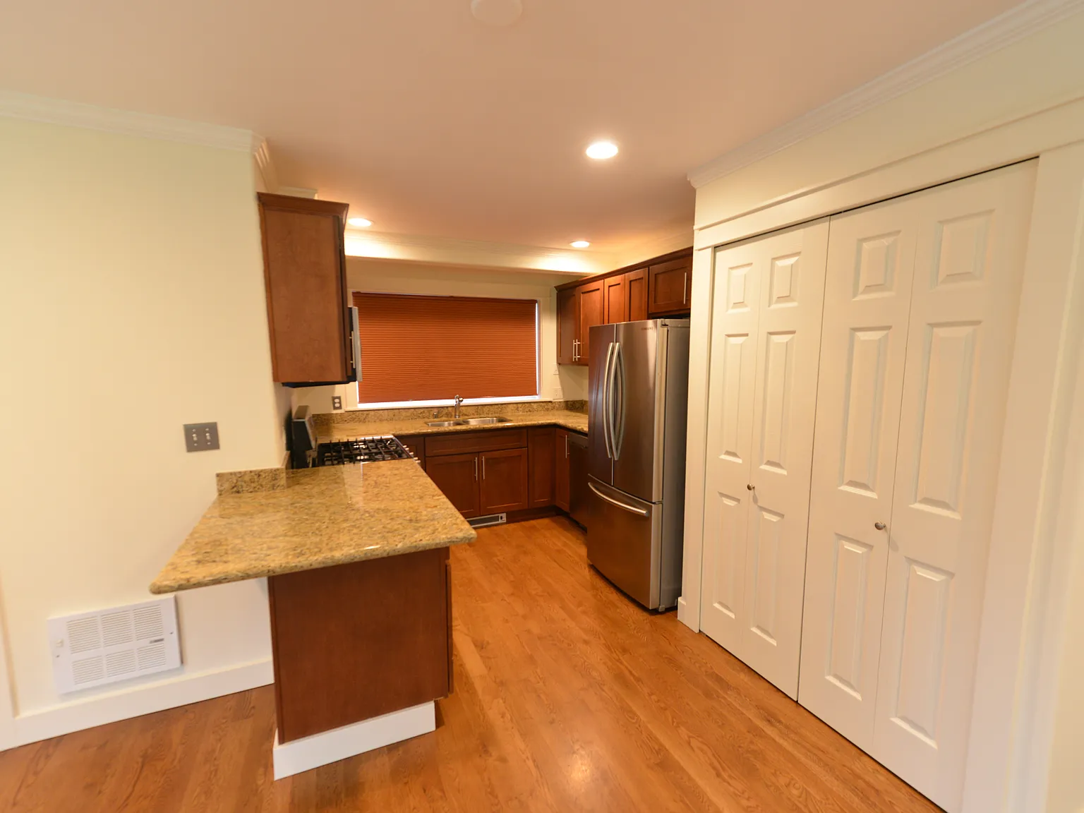 3 bed, 1530 sqft, $3,100 — Photo 2