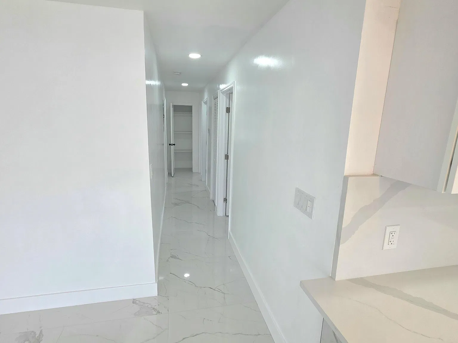 3 bed, 2.0 bath, 1350 sqft, $2,750 — Photo 4