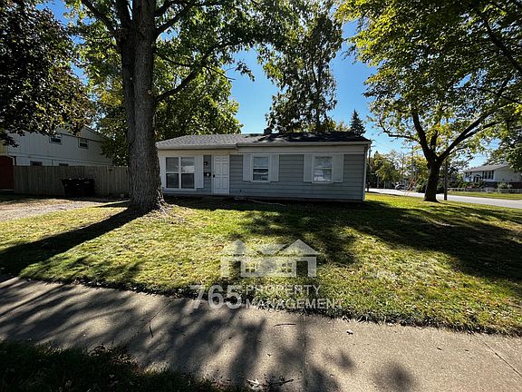 2nd image of 2401 Shasta Dr