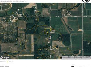 59091 Benny Ct, Grand Junction, MI