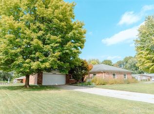 2960 Outlook Ct, Dayton, OH 45434