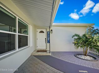 557 Ixora Dr, Melbourne, FL 32935
