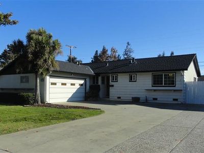 1060 Welch Ave, San Jose, CA, 95117