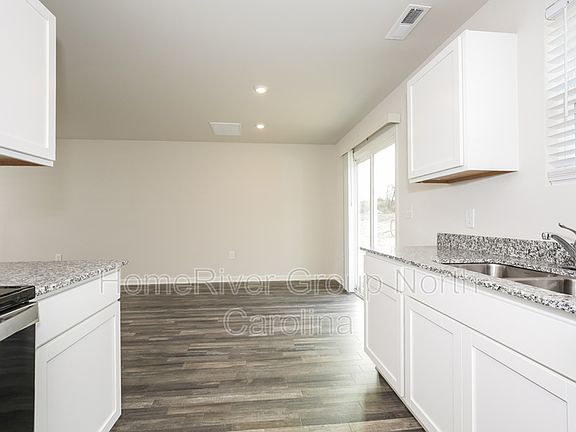 5th image of 741 Oak Bend Dr