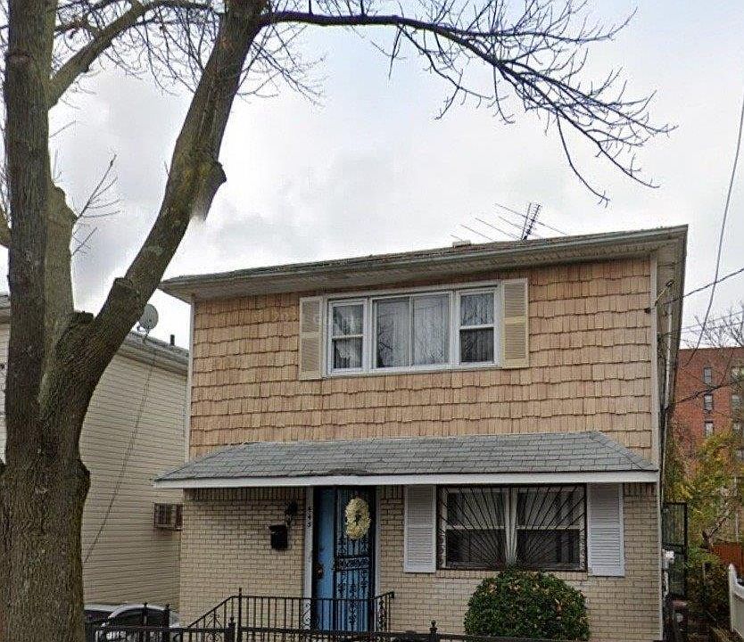 1st image of 445 Beach 21st Street