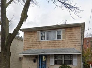445 Beach 21st St, Far Rockaway, NY 11691