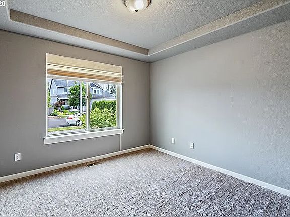 5th image of 3467 Sweetwater Ave