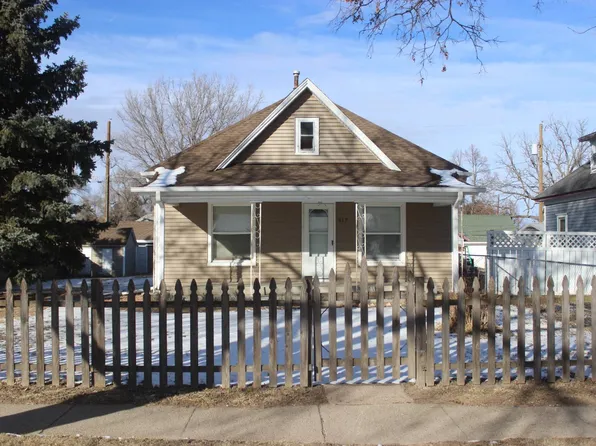 317 S F St, Broken Bow, NE 68822