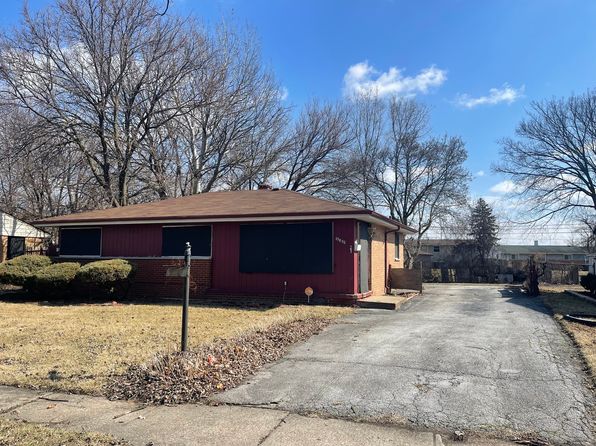 16309 Plymouth Dr, Markham, IL 60428