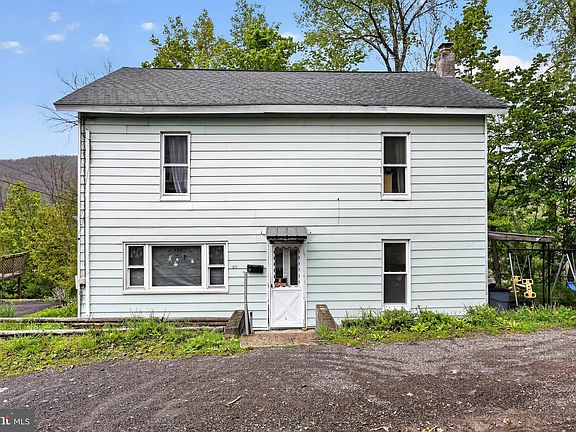 5th image of 211 E Church St